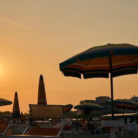Comfy 2 Bedroom Flat Near The Apartmán Bibione