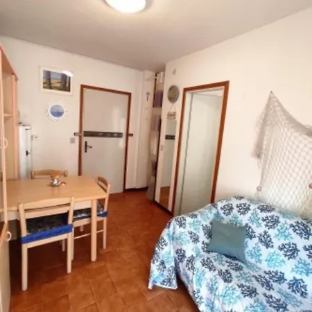 Comfy 2 Bedroom Flat Near The Bibione