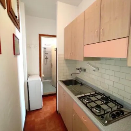 アパート Comfy 2 Bedroom Flat Near The ビビオーネ